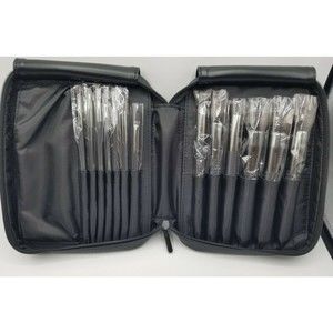 LARUCE ANN 13 Piece Makeup Brush Set Original